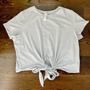 lululemon athletica Light Gray Short Sleeve Tee